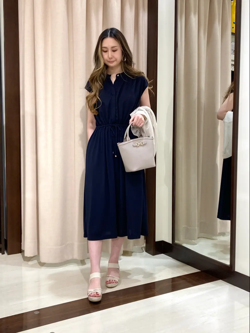 ANY SIS STAFF コーディネート画像