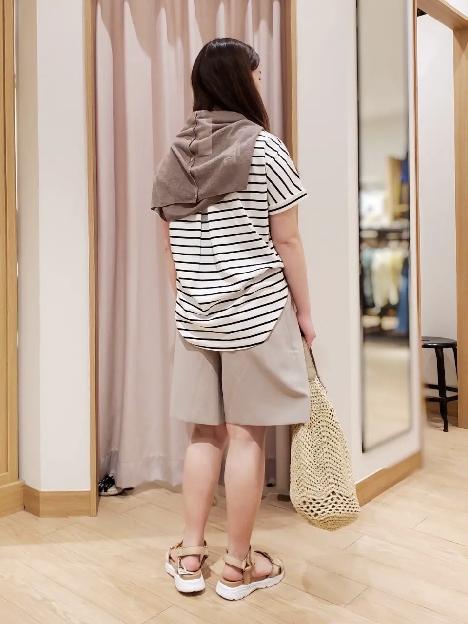 ANY SIS 濱口 コーディネート画像