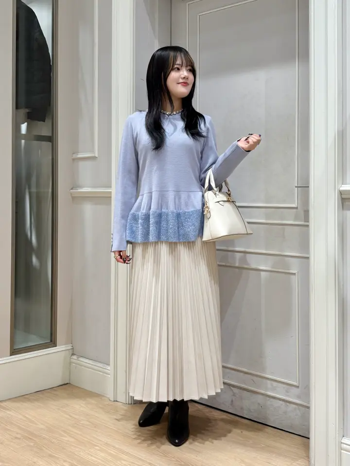 ANY SIS erika コーディネート画像