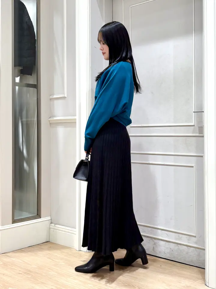 ANY SIS erika コーディネート画像