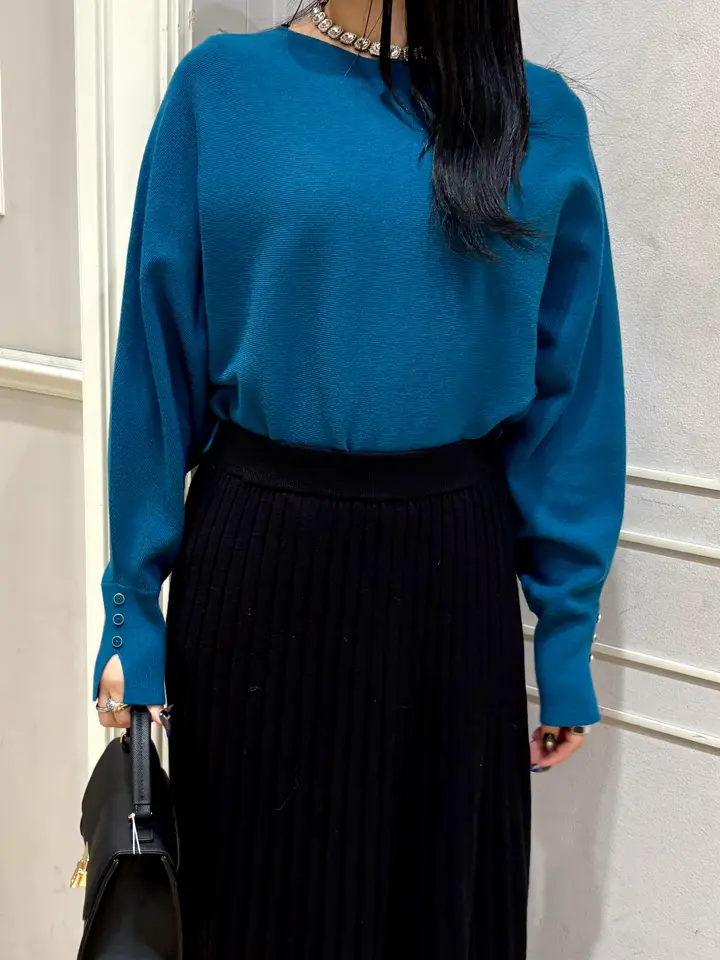 ANY SIS erika コーディネート画像