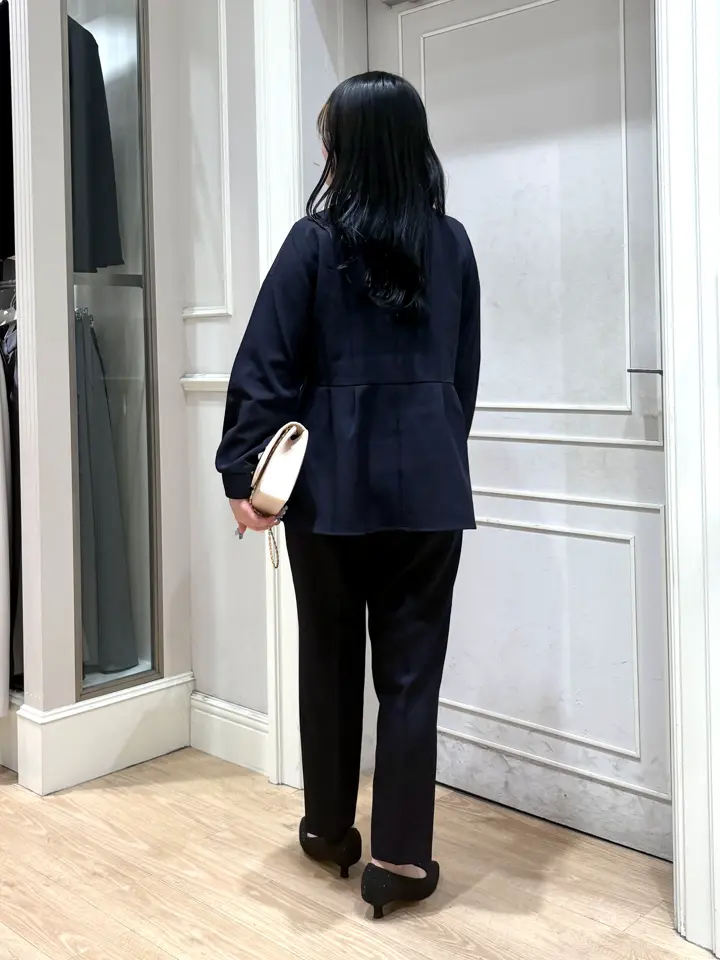 ANY SIS erika コーディネート画像