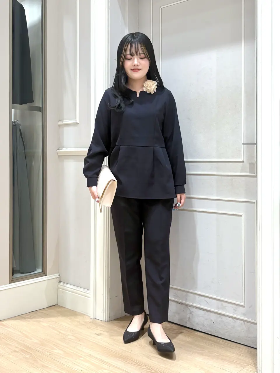 ANY SIS erika コーディネート画像