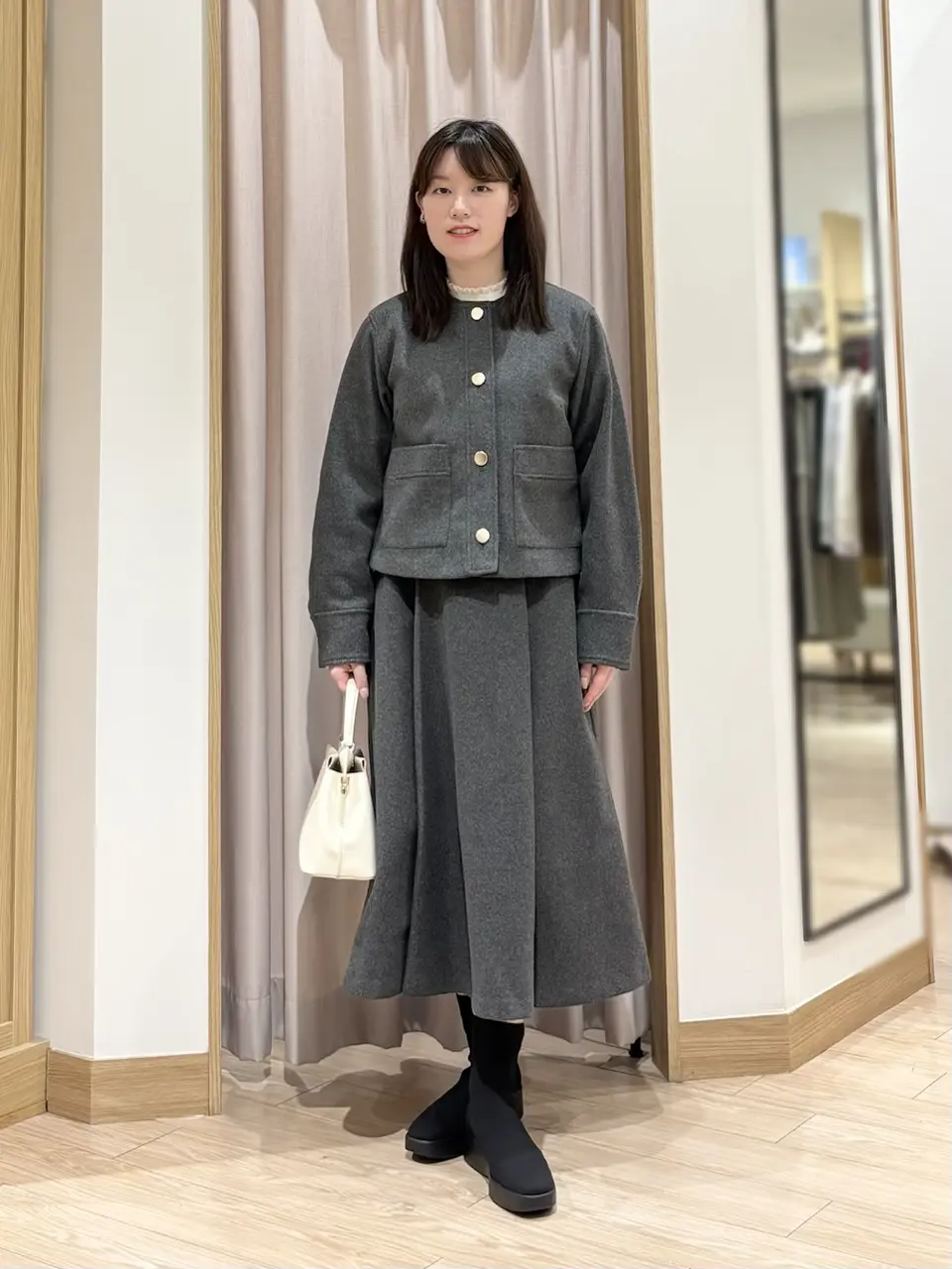 ANY SIS 濱口 コーディネート画像