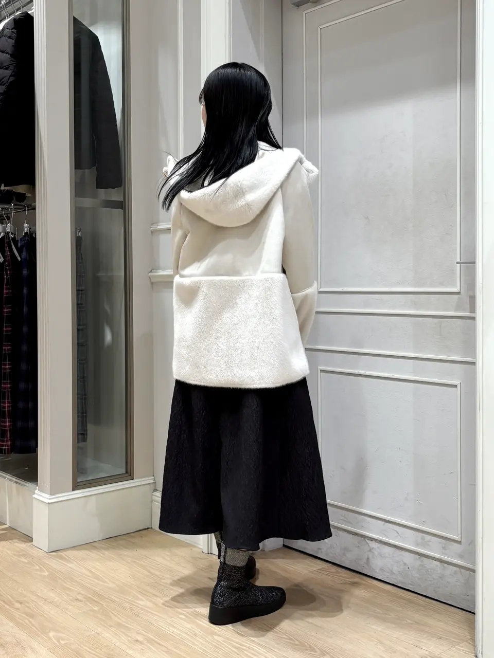 ANY SIS erika コーディネート画像