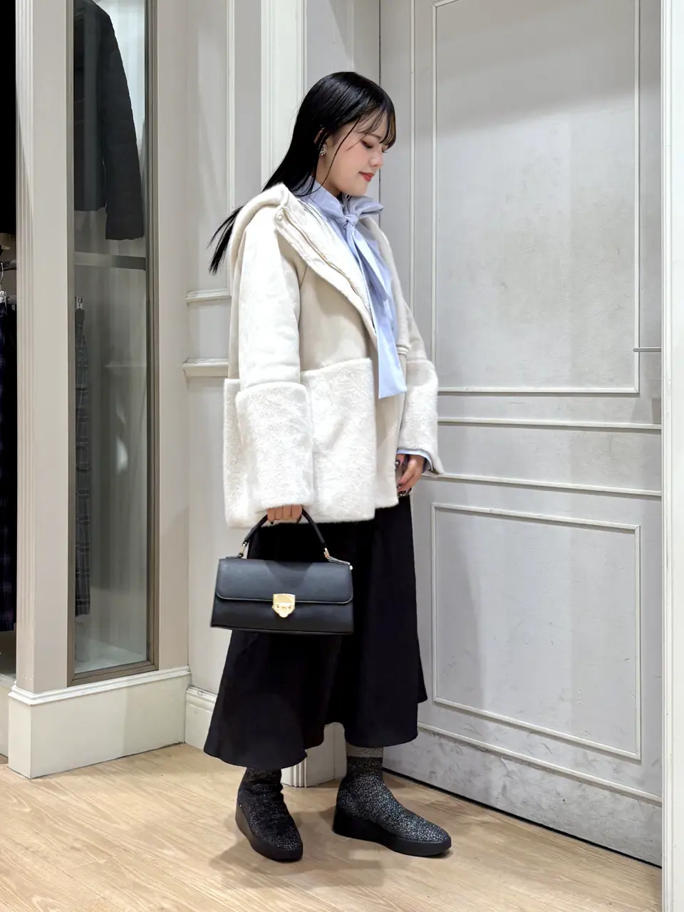 ANY SIS erika コーディネート画像