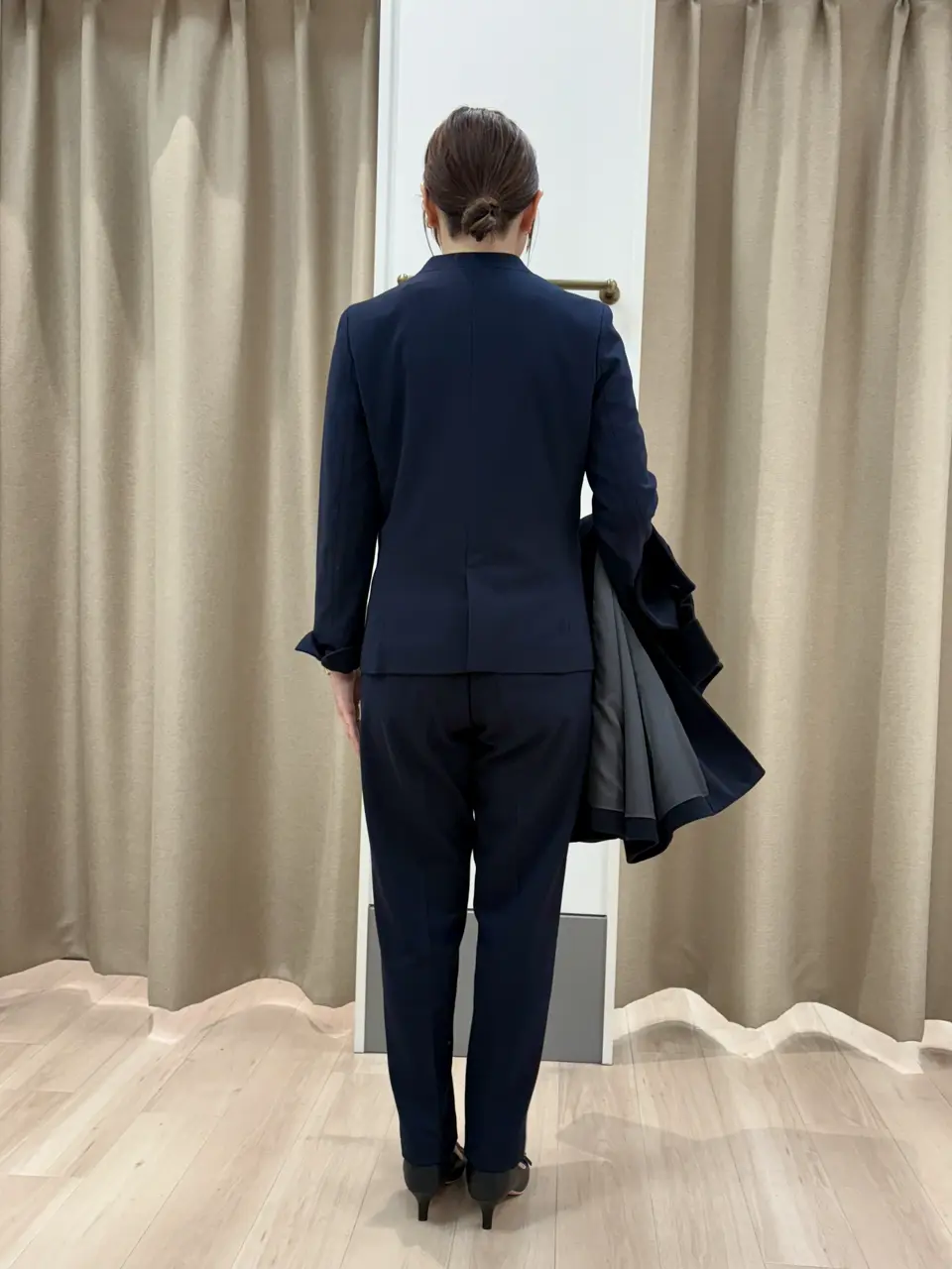 ANY SIS 笠羽 コーディネート画像