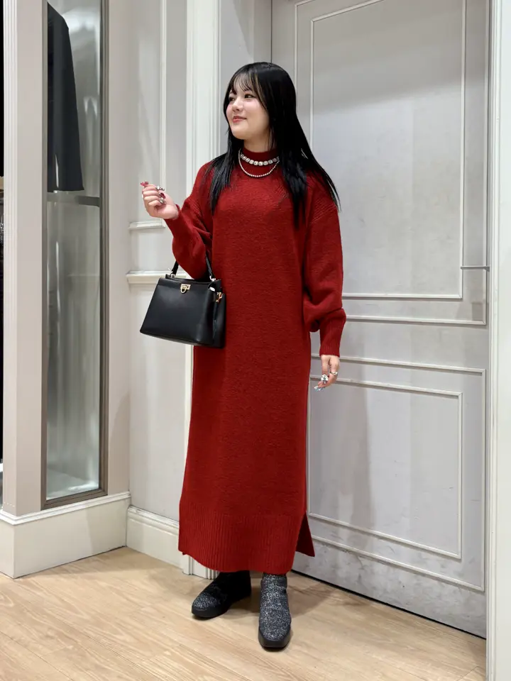 ANY SIS erika コーディネート画像