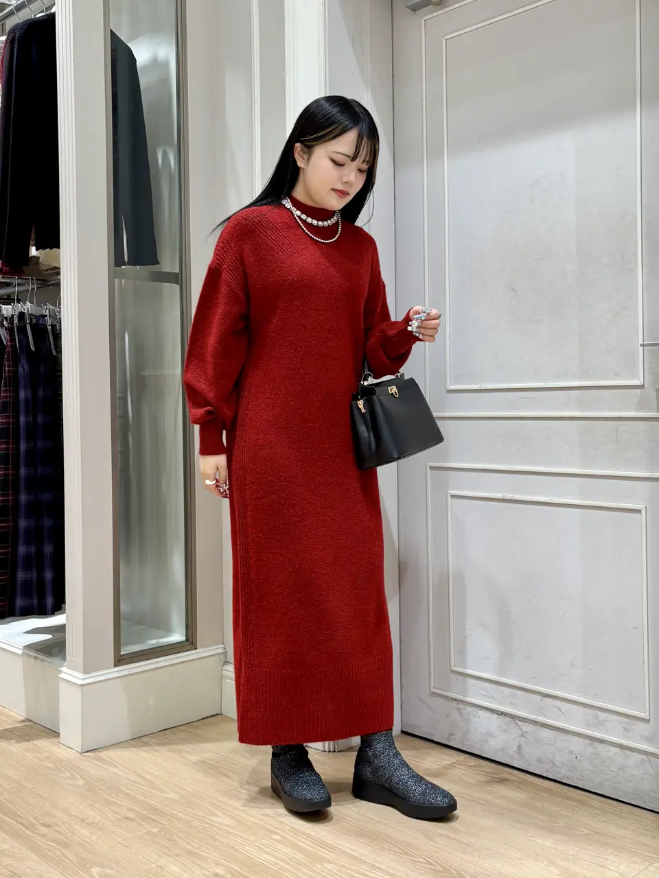 ANY SIS erika コーディネート画像