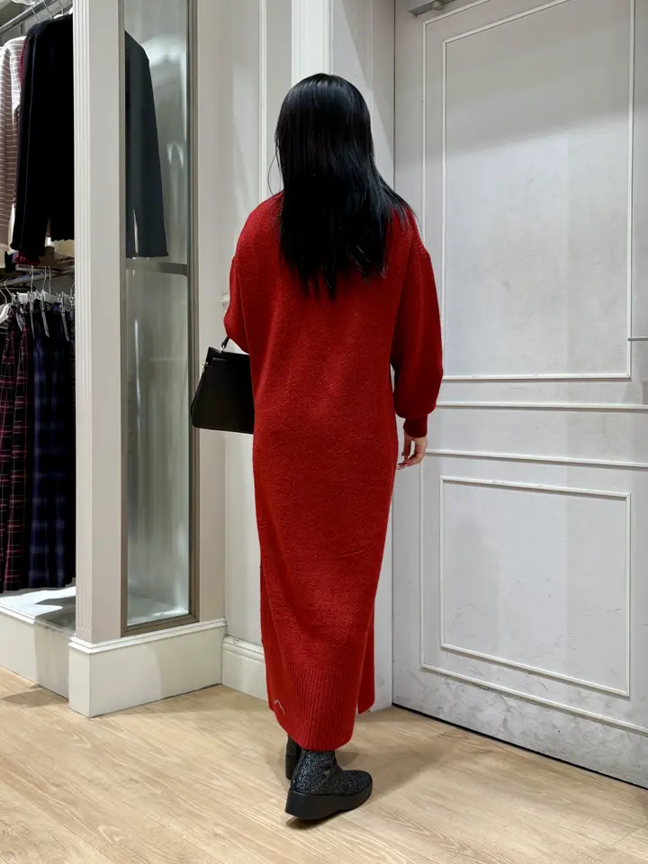 ANY SIS erika コーディネート画像