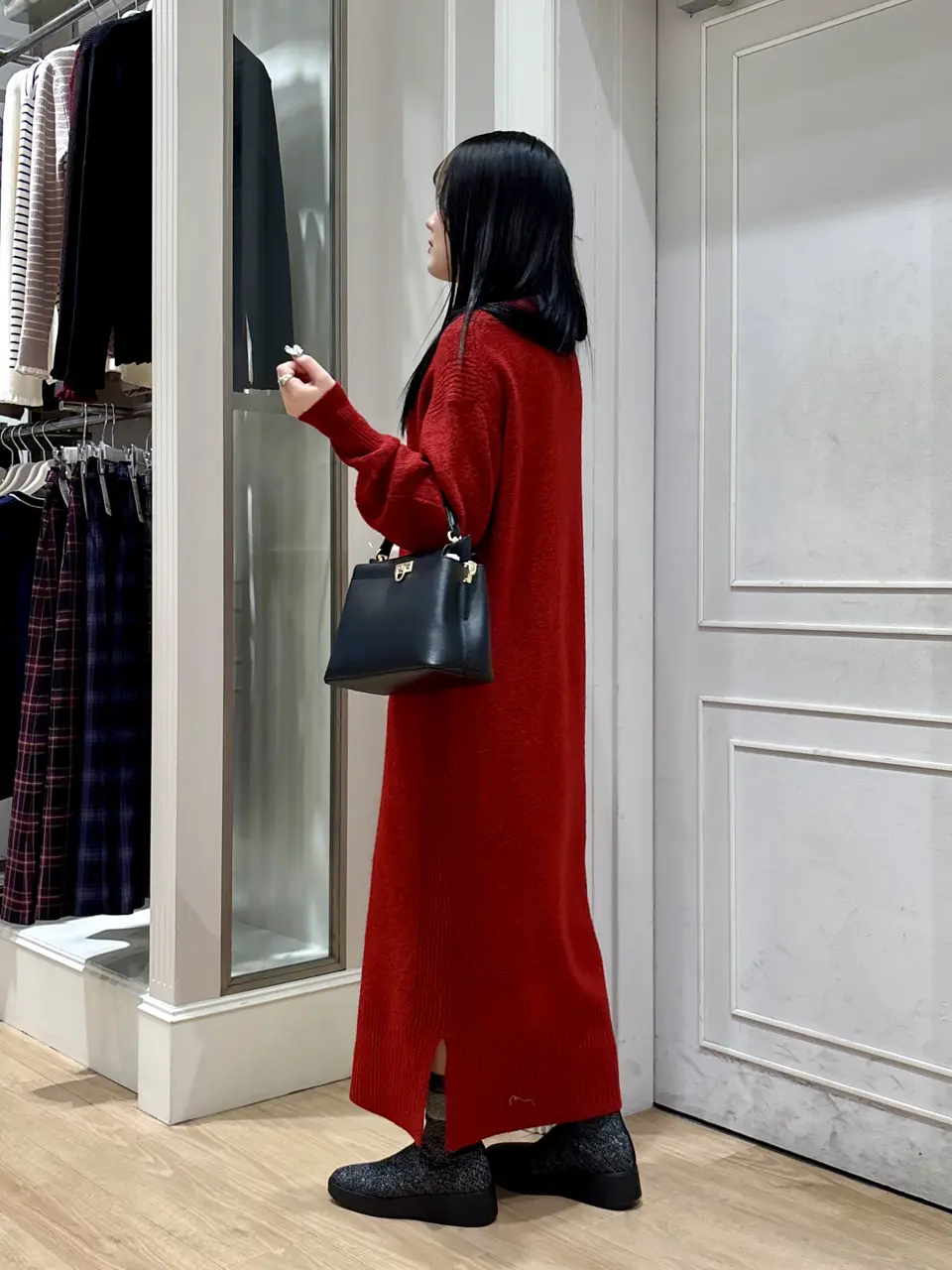 ANY SIS erika コーディネート画像