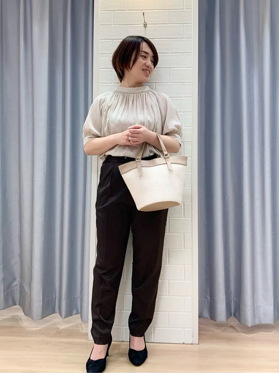 ANY SIS 丸岡 コーディネート画像