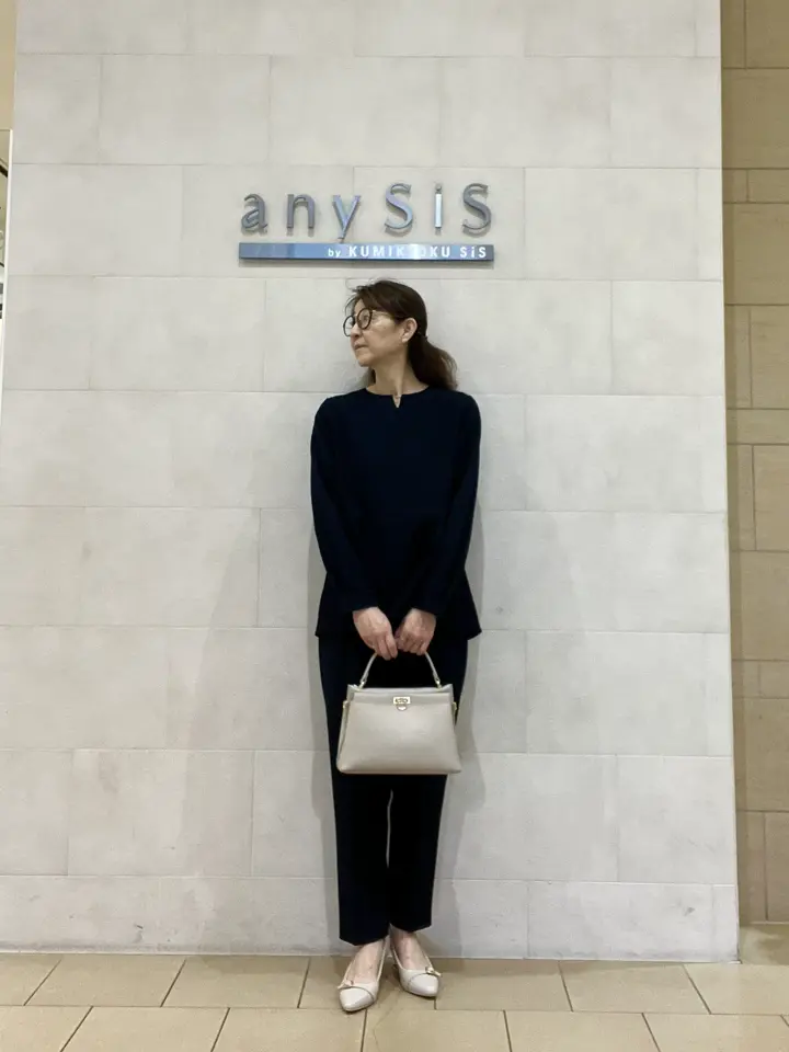 ANY SIS スタッフ コーディネート画像