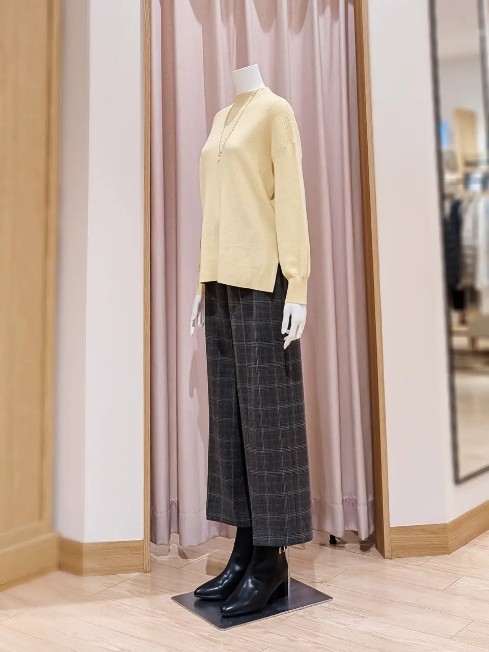 ANY SIS 岩田 コーディネート画像