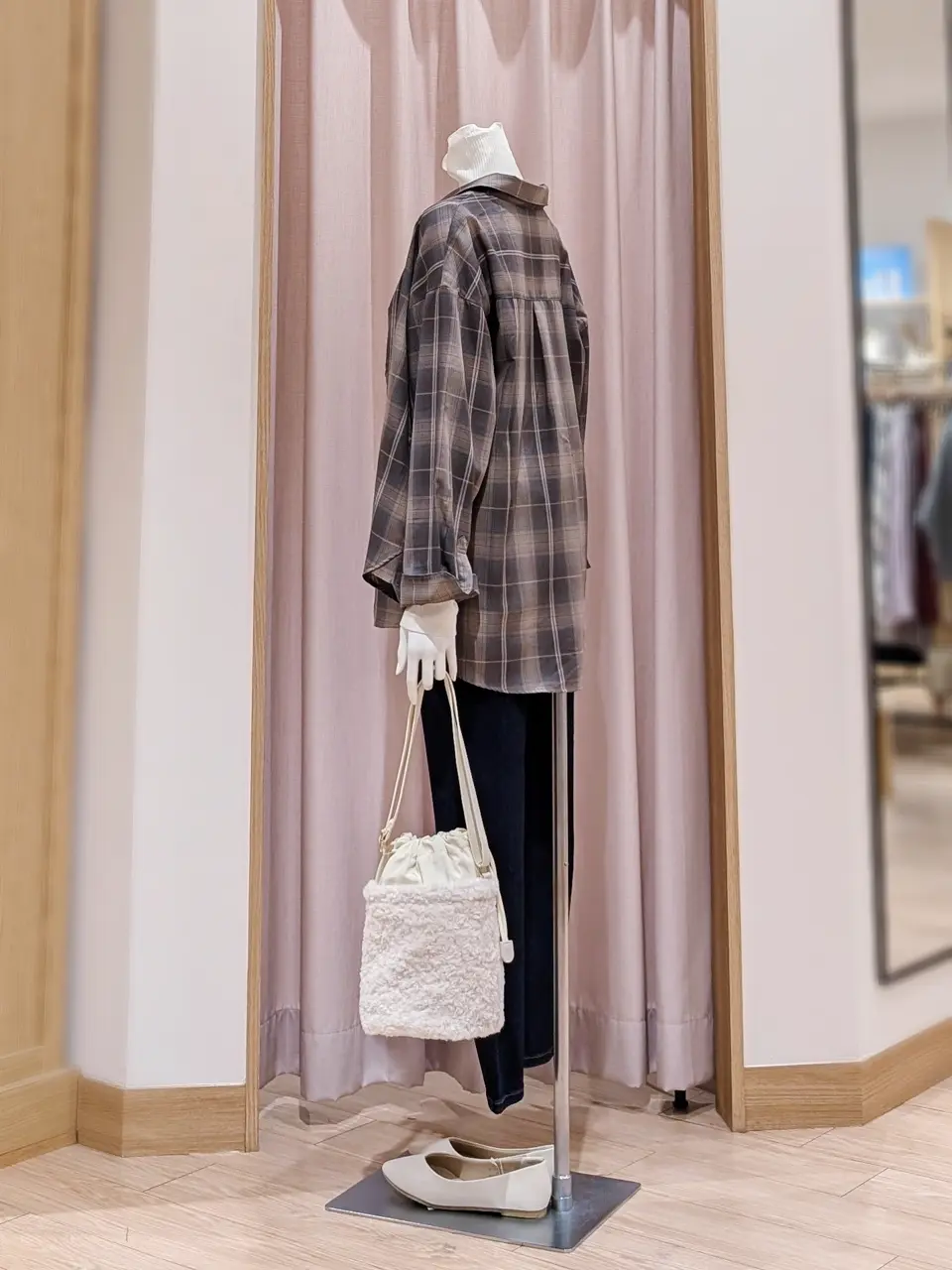 ANY 岩田 コーディネート画像