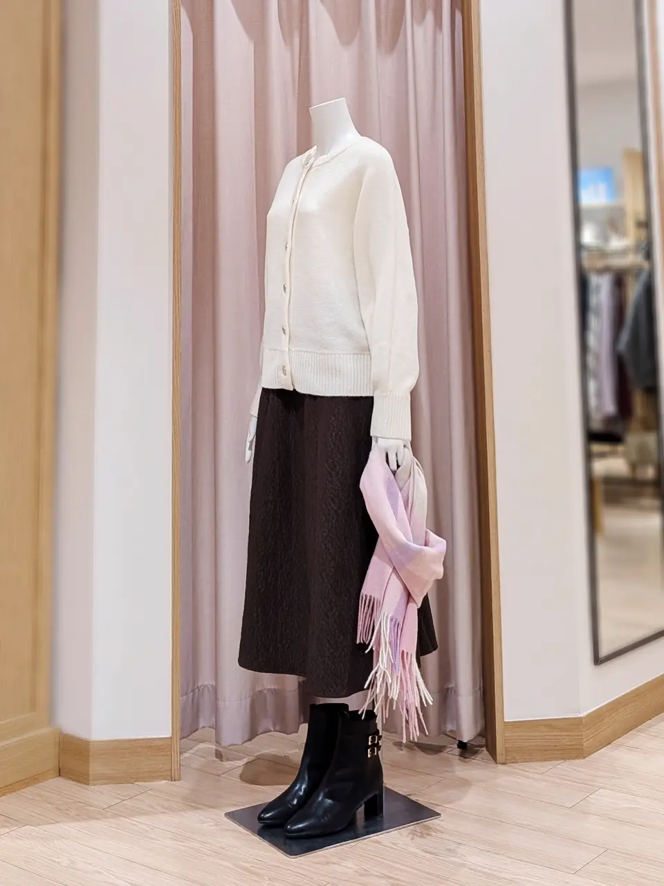 ANY SIS 岩田 コーディネート画像