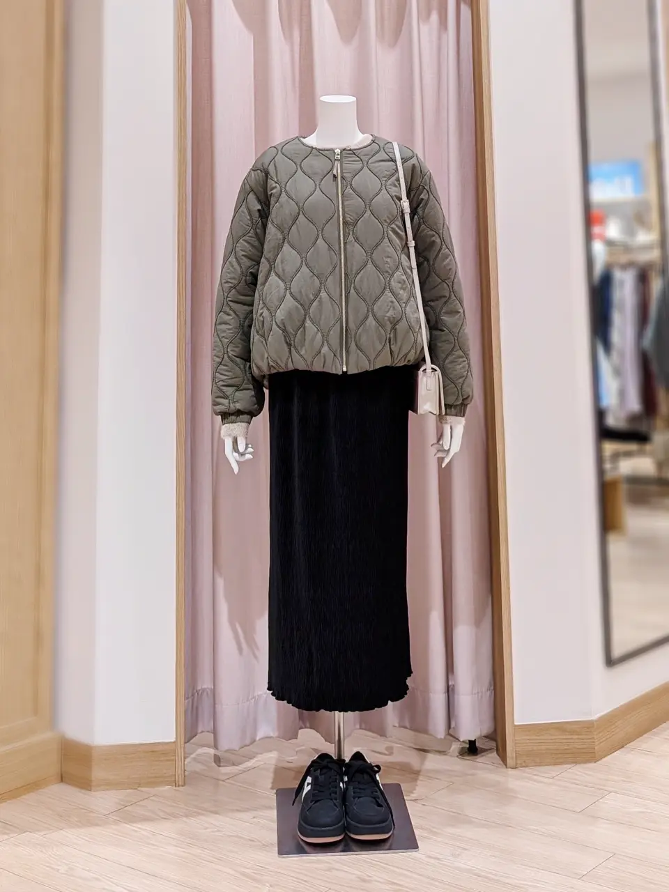 ANY 岩田 コーディネート画像