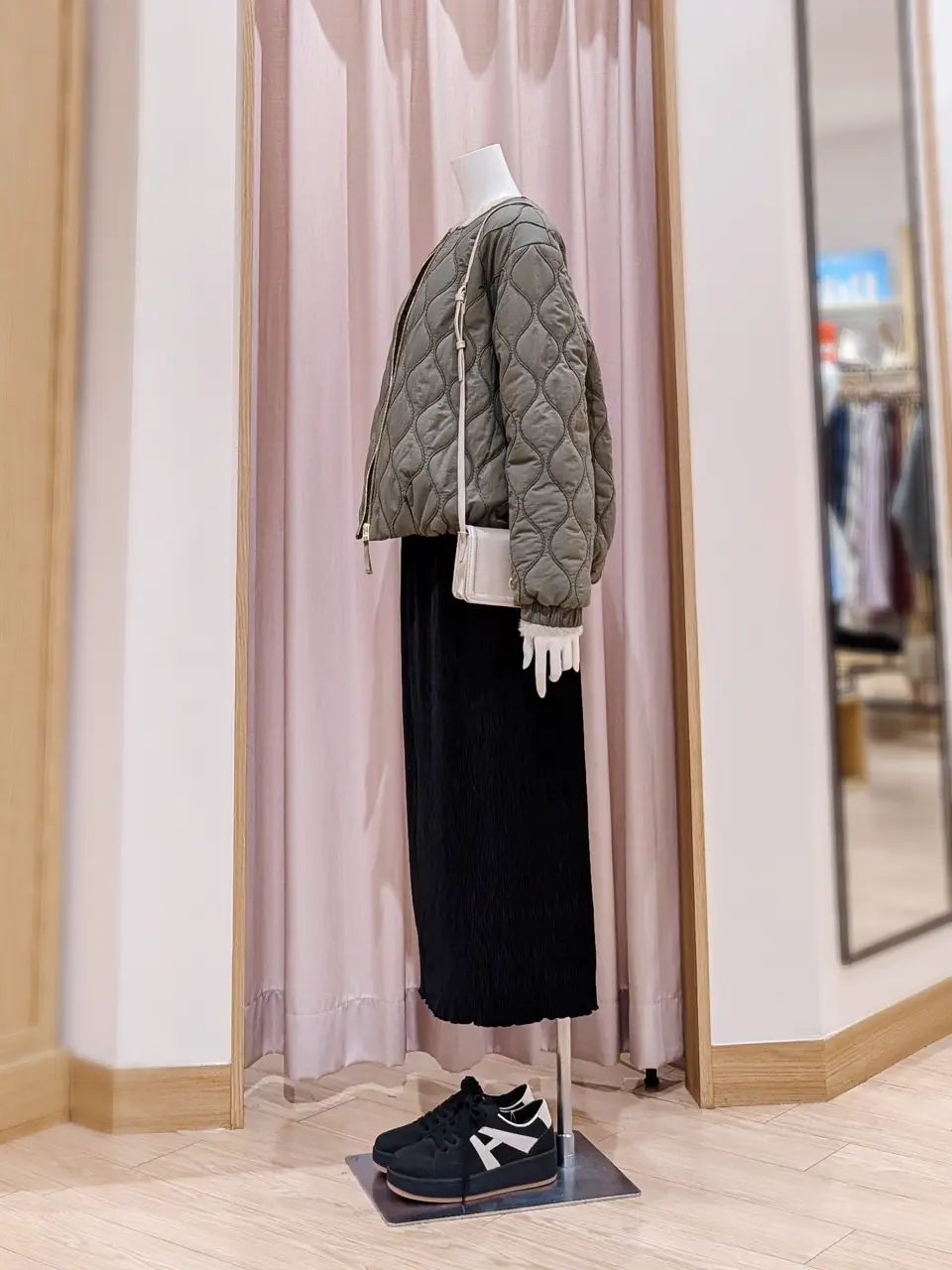 ANY 岩田 コーディネート画像