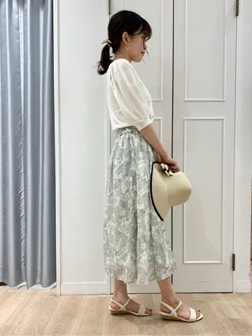 ANY SIS みぃ コーディネート画像