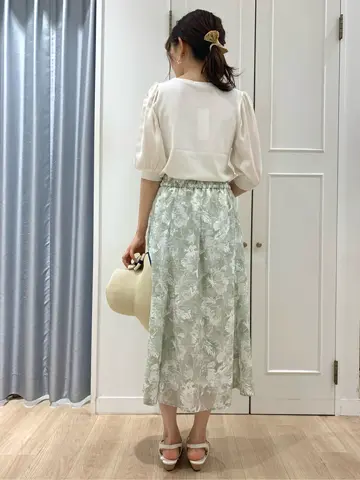 ANY SIS みぃ コーディネート画像