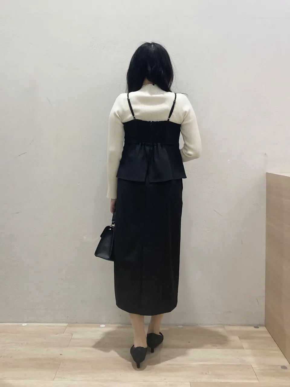 ANY SIS 川根　彩 コーディネート画像