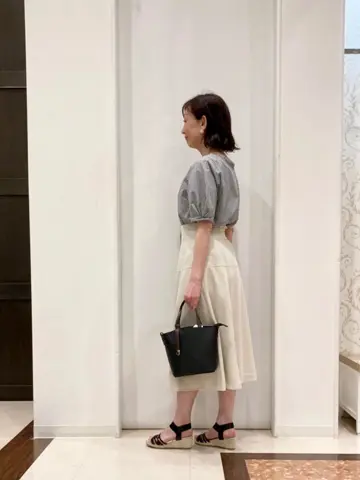 ANY SIS スタッフ コーディネート画像