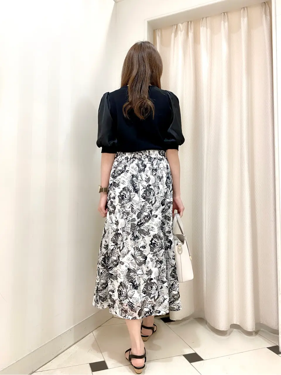 ANY SIS 金井 コーディネート画像