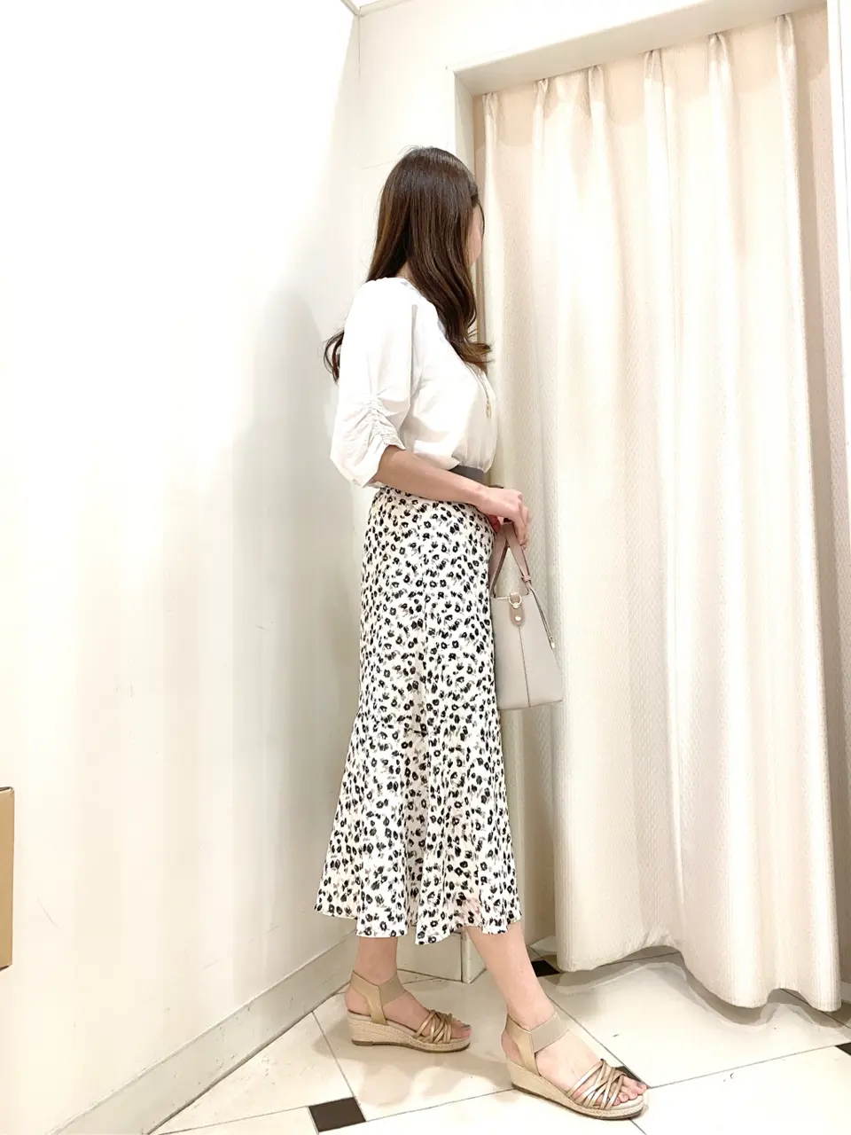 ANY SIS 金井 コーディネート画像