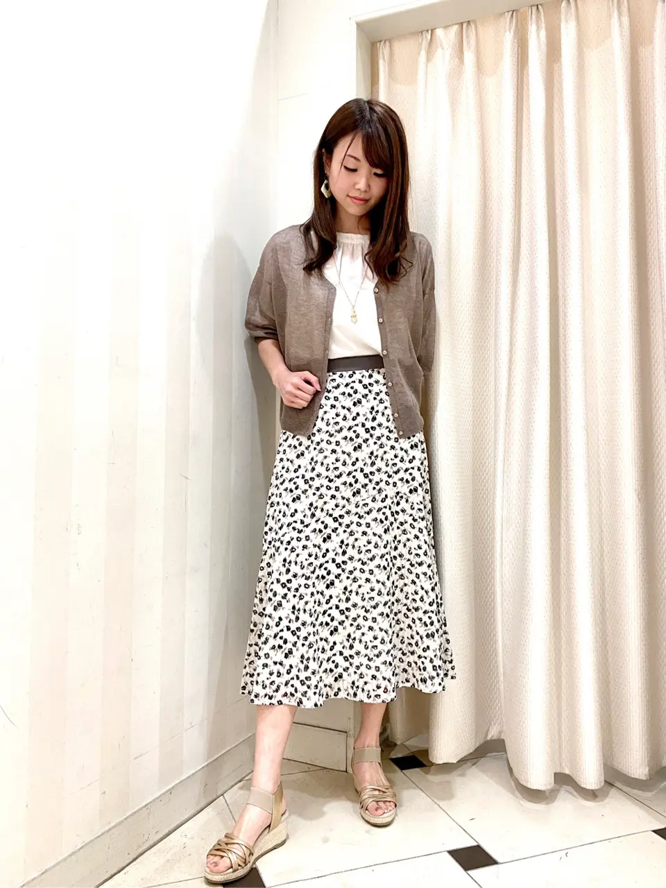 ANY SIS 金井 コーディネート画像