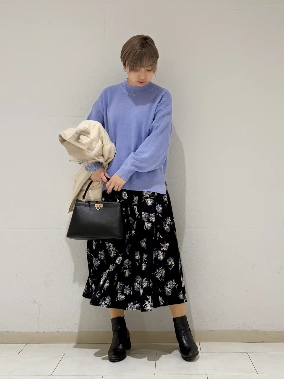 ANY SIS 村上 コーディネート画像