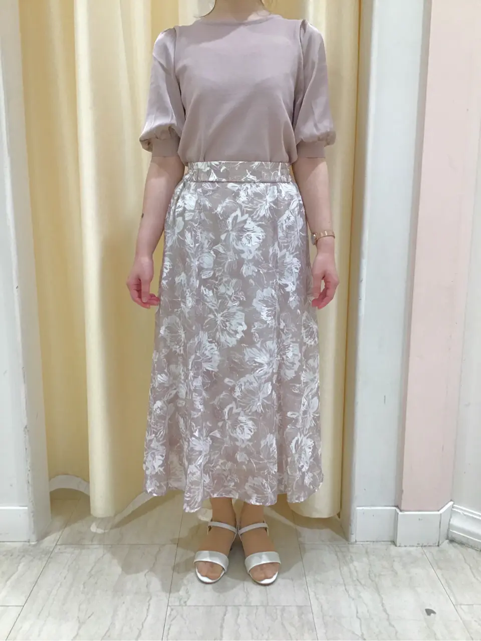 ANY SIS AI コーディネート画像