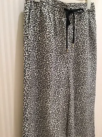 ANY SIS 島崎 コーディネート画像