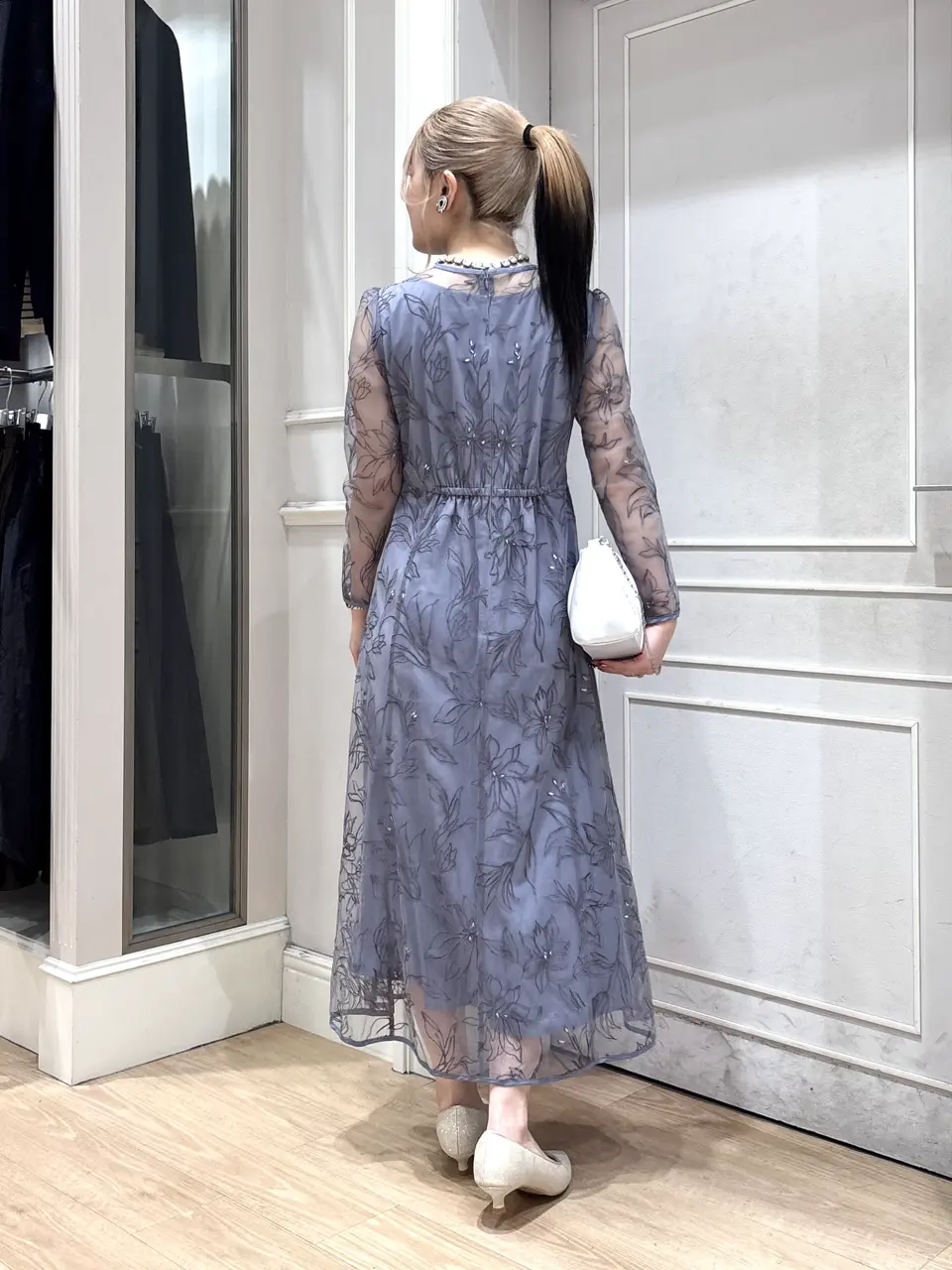 ANY SIS erika コーディネート画像