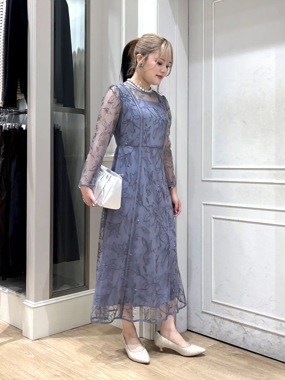 ANY SIS erika コーディネート画像