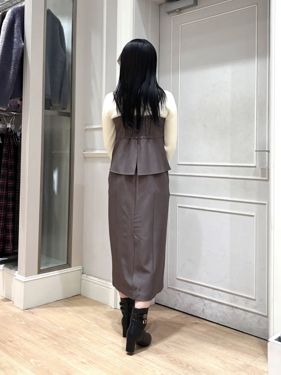 ANY SIS erika コーディネート画像