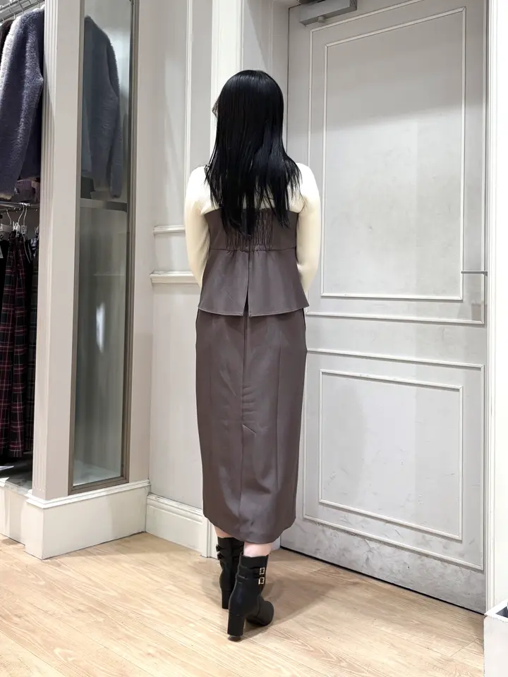 ANY SIS erika コーディネート画像