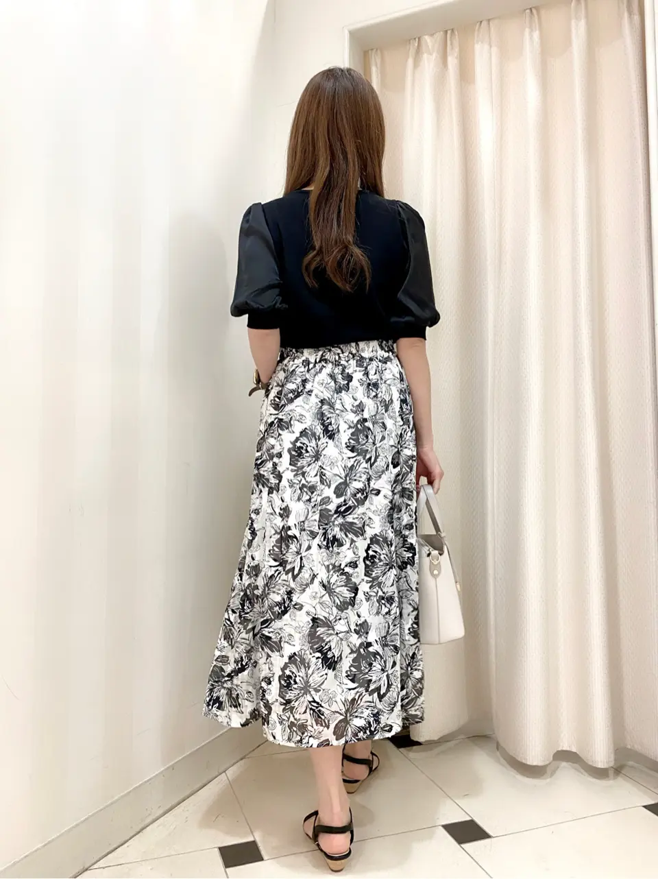 ANY SIS 金井 コーディネート画像