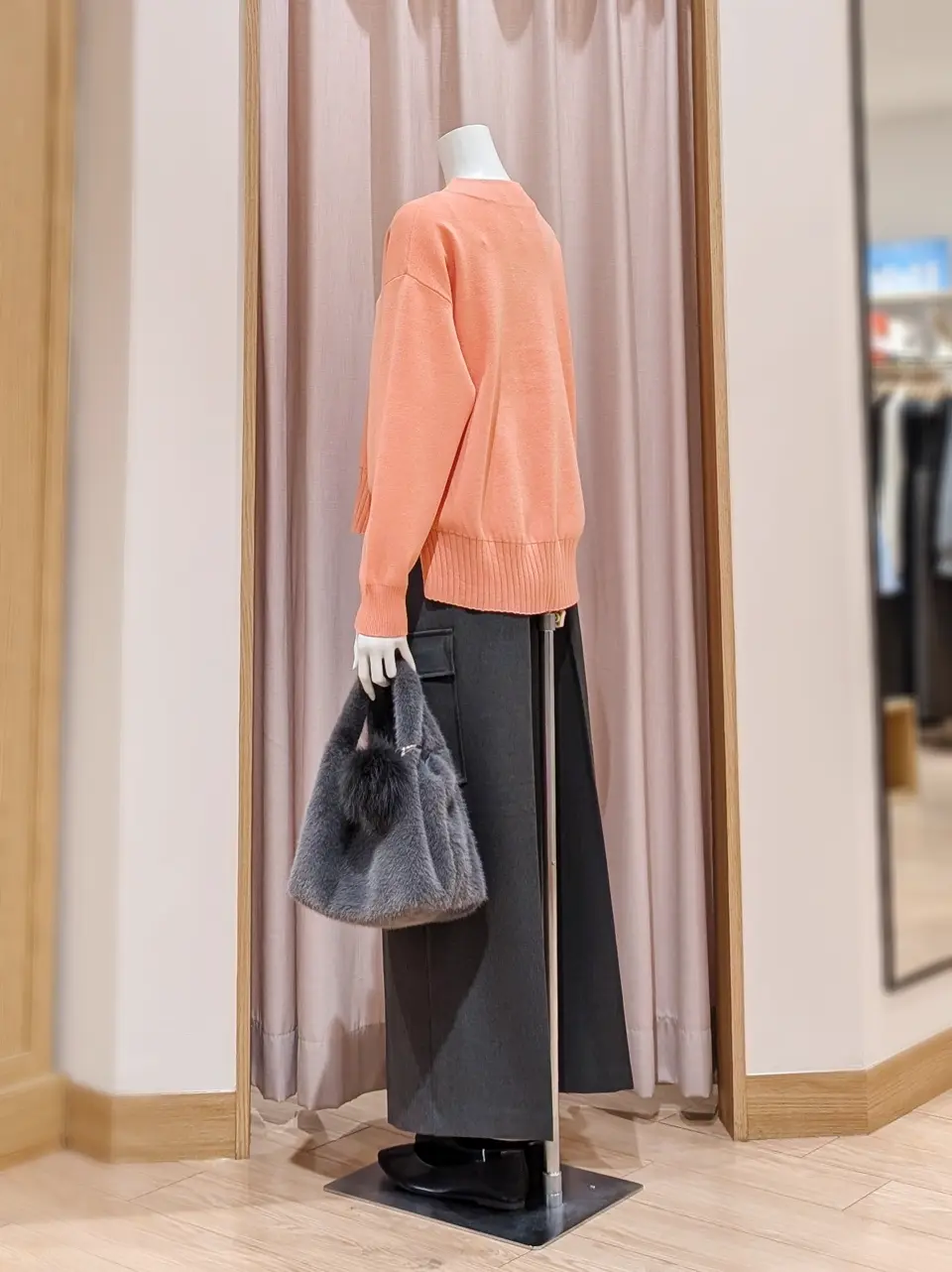 ANY 岩田 コーディネート画像