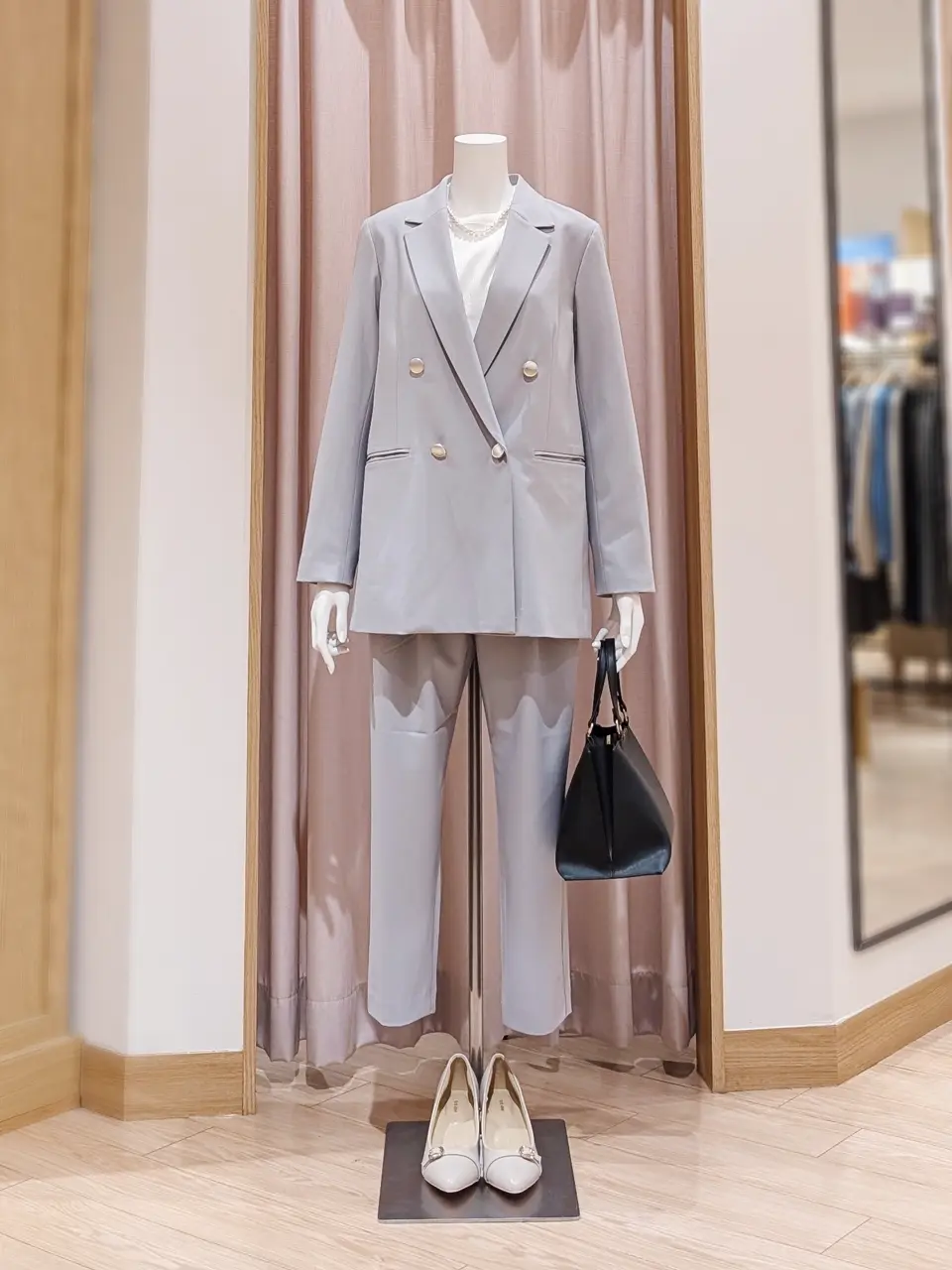 ANY 岩田 コーディネート画像