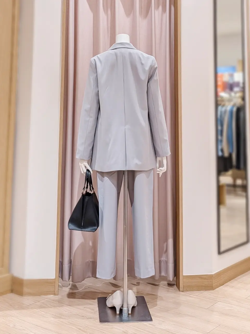 ANY 岩田 コーディネート画像