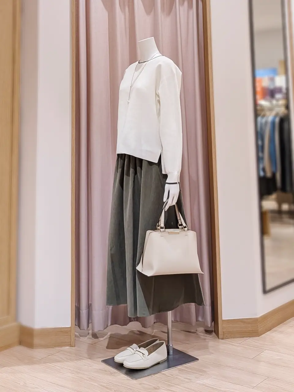 ANY 岩田 コーディネート画像