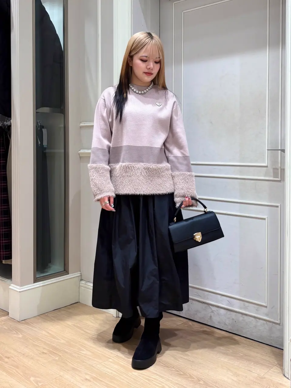 ANY SIS erika コーディネート画像