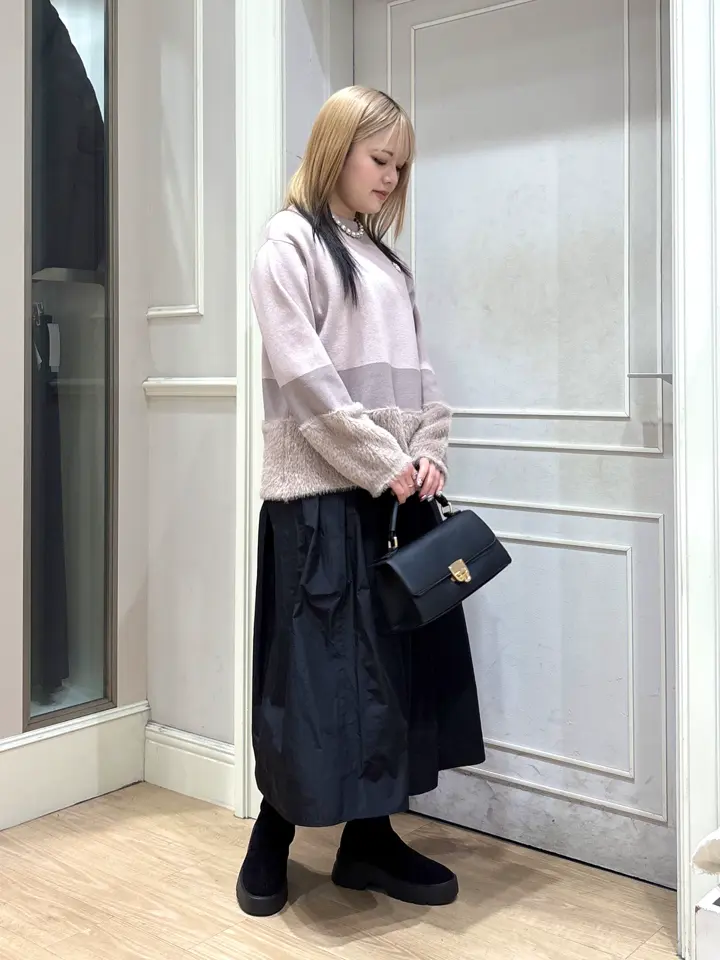 ANY SIS erika コーディネート画像