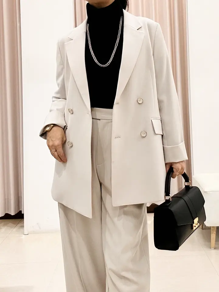 ANY SIS ナラ コーディネート画像