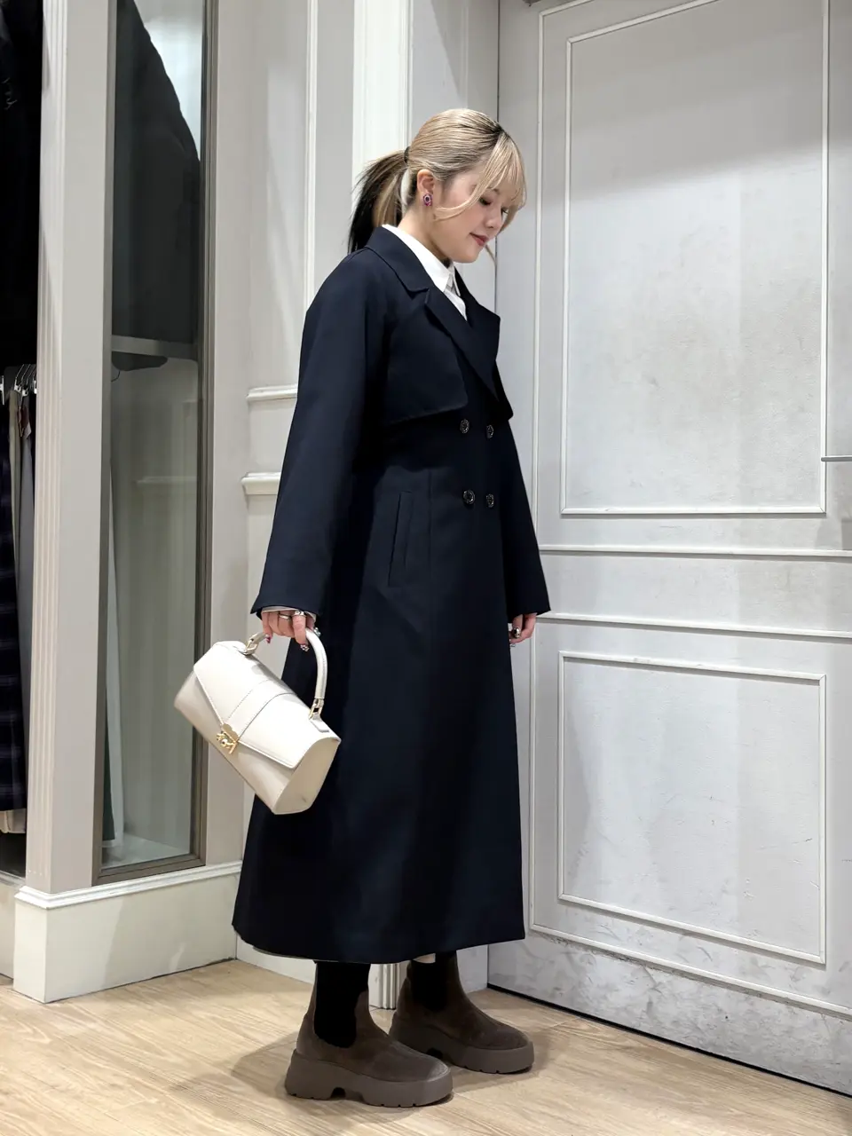 ANY SIS erika コーディネート画像