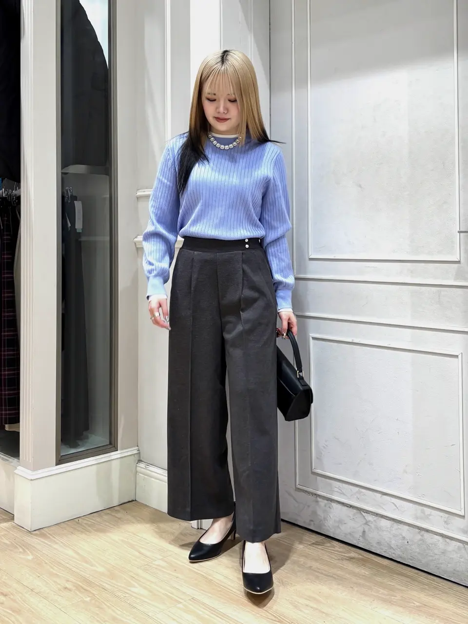 ANY SIS erika コーディネート画像