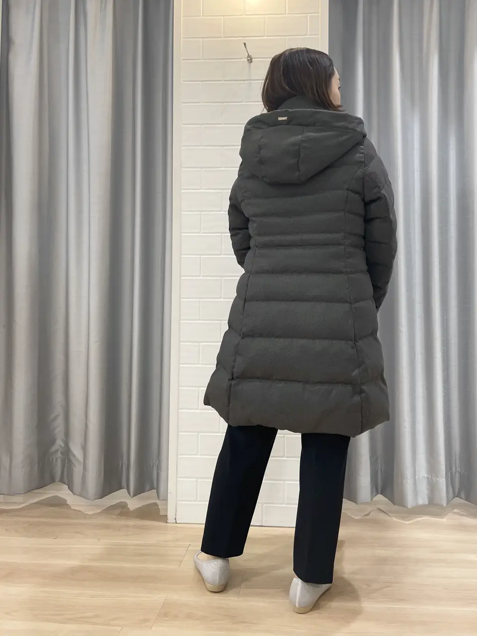 ANY SIS 丸岡 コーディネート画像