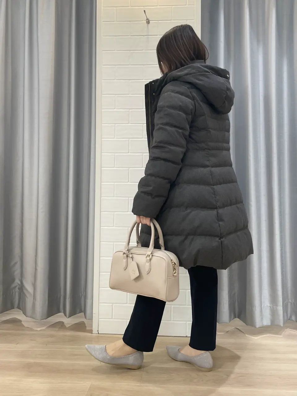 ANY SIS 丸岡 コーディネート画像