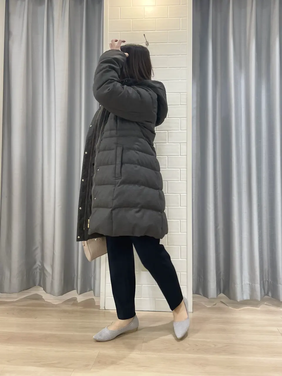 ANY SIS 丸岡 コーディネート画像