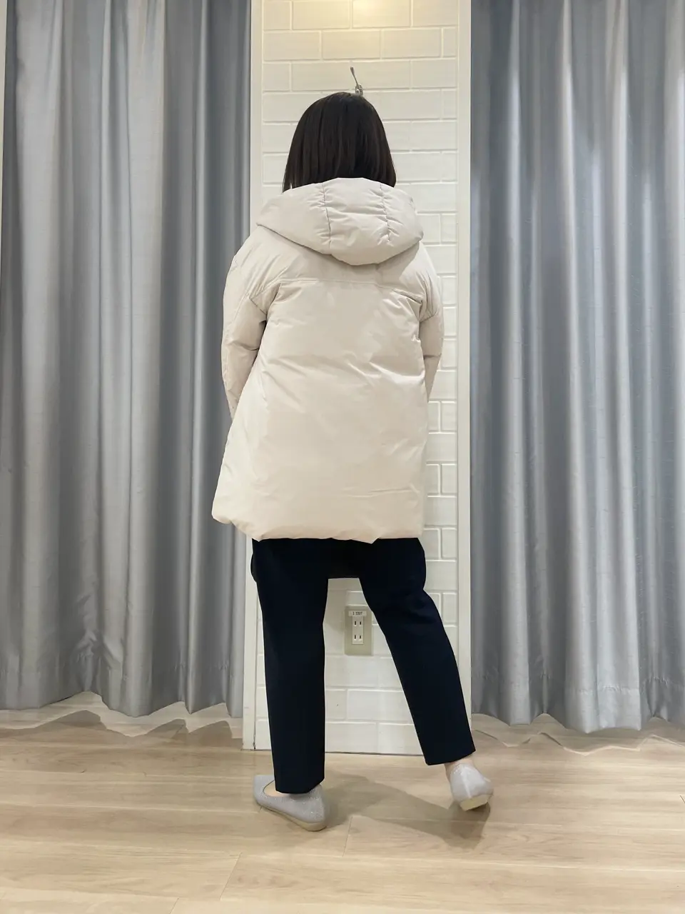 ANY SIS 丸岡 コーディネート画像